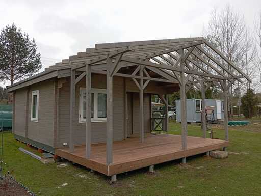 A legjobb pergola ötletek kis kertekhez: Fa előtető a házhoz csatolva és egyéb helytakarékos megoldások